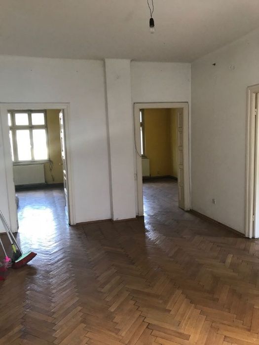Apartament în vilă 6 camere Mircea Vulcănescu, sector 1 de vânzare